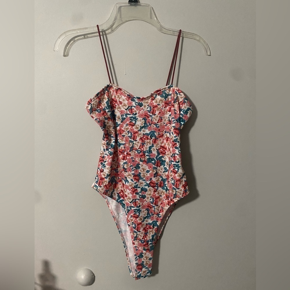 NWOT shein floral bodysuit